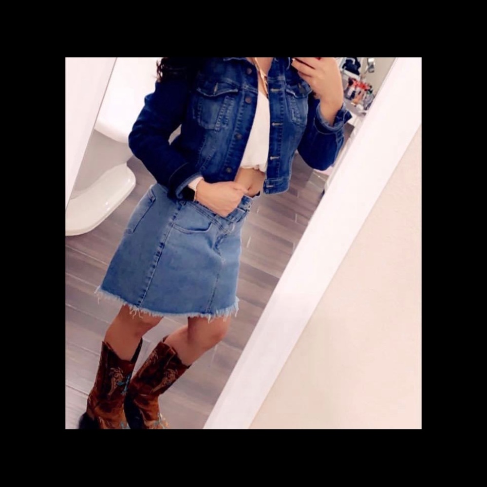 Guess jean skirt, medium